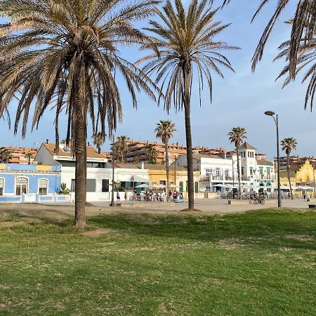 Alojamiento En Primera Linea De Playa Con Wifi Apartment Valencia Luaran gambar